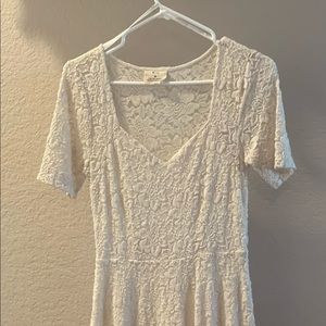 Medium; Ivory color; over the knee dress. Purchased at Urban Outfitters.